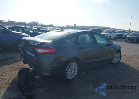 2016 Ford Fusion Hybrid Se из США, поврежденный, VIN 3FA6P0LU0GR404016